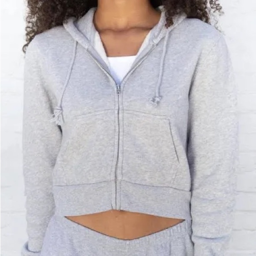Brandy Melville zip up jacket one size